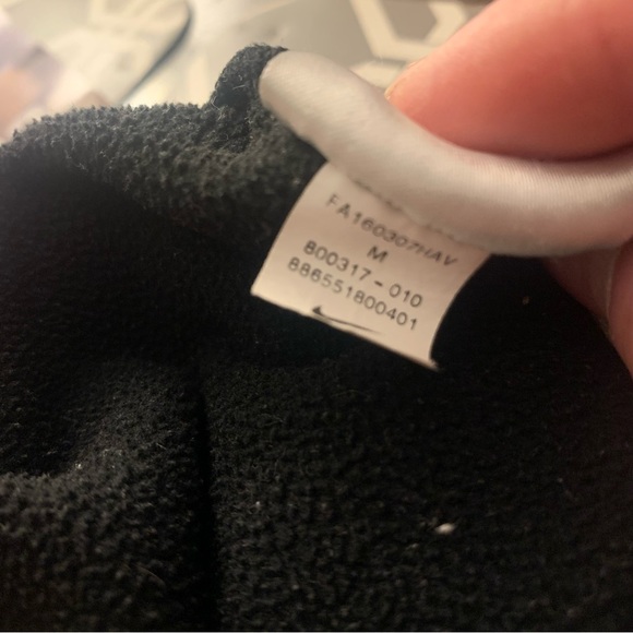 Nike Sweatpants Men’s Size Medium Basketball Tapered Therma Graphic 800317-010 - Picture 3 of 3